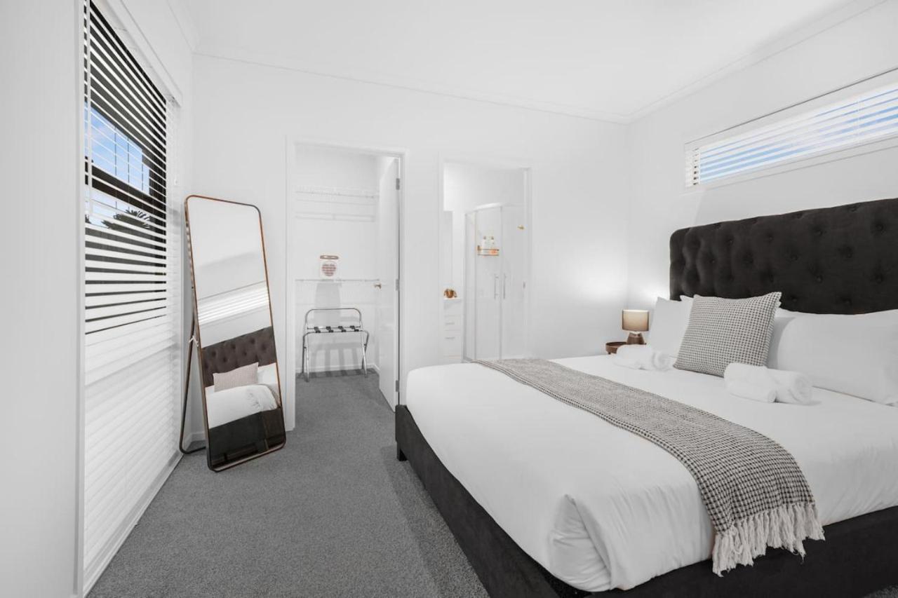Modern And Central With 2 Ensuites -By Kosh Bnb Hamilton Dış mekan fotoğraf
