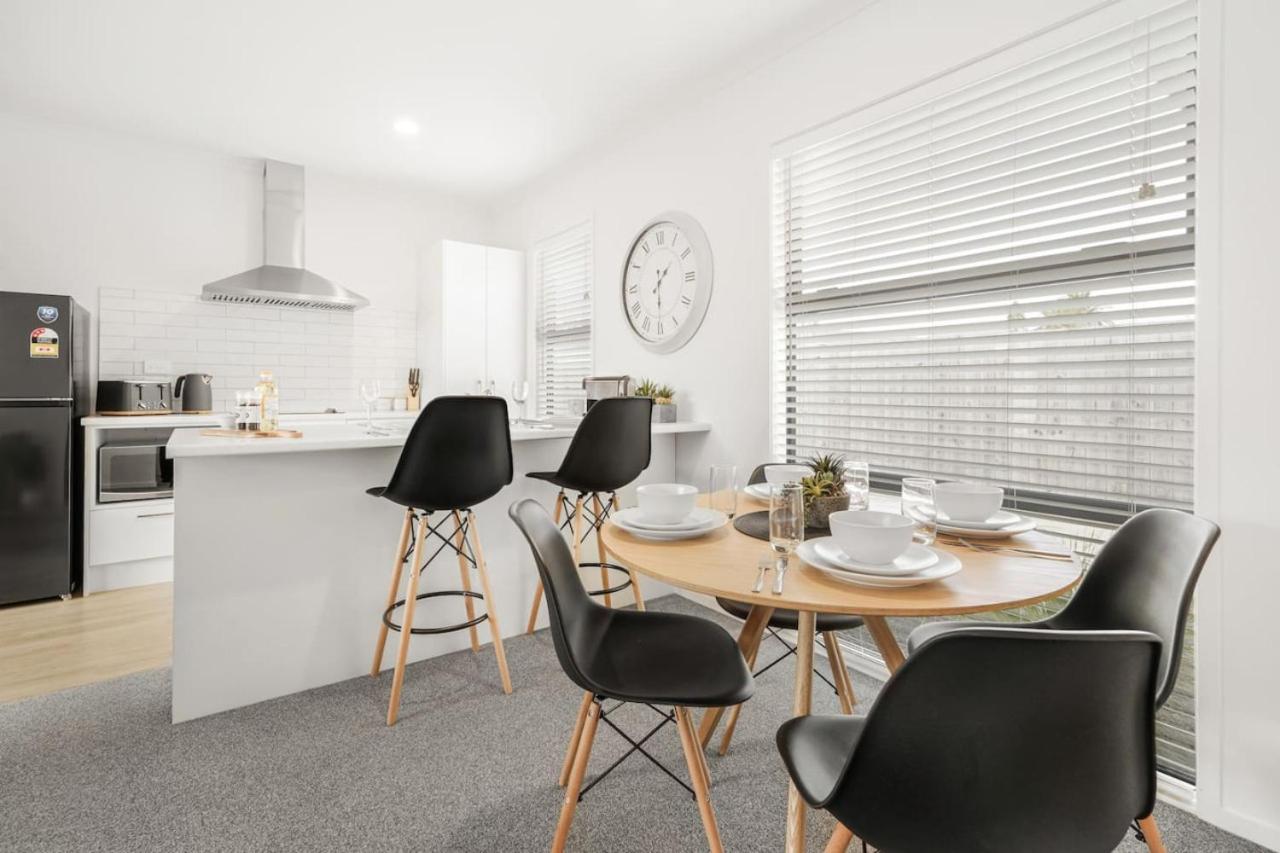 Modern And Central With 2 Ensuites -By Kosh Bnb Hamilton Dış mekan fotoğraf
